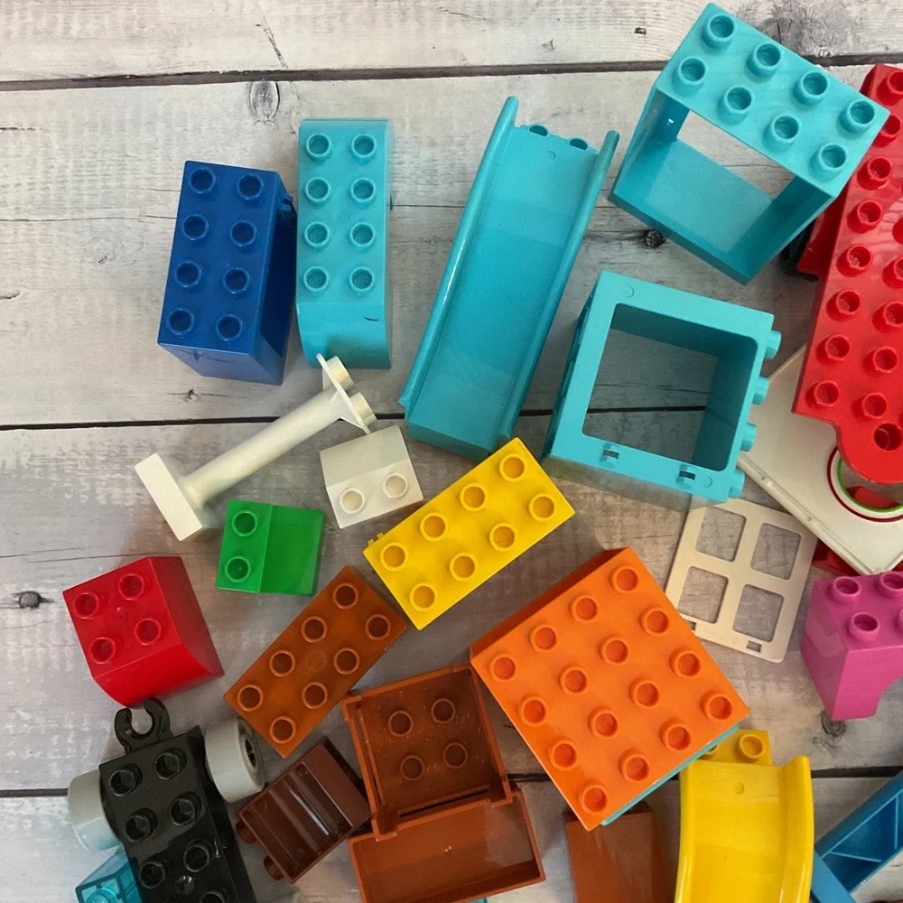 Lego Duplo Random Assortment Lot Of 70+‎ Pieces Bricks Blocks Assorted Colors B